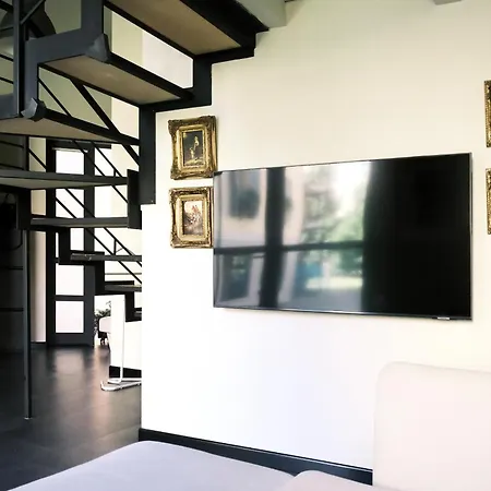 Comecasa Loft Navigli 2 Bedrooms Appartement Milaan